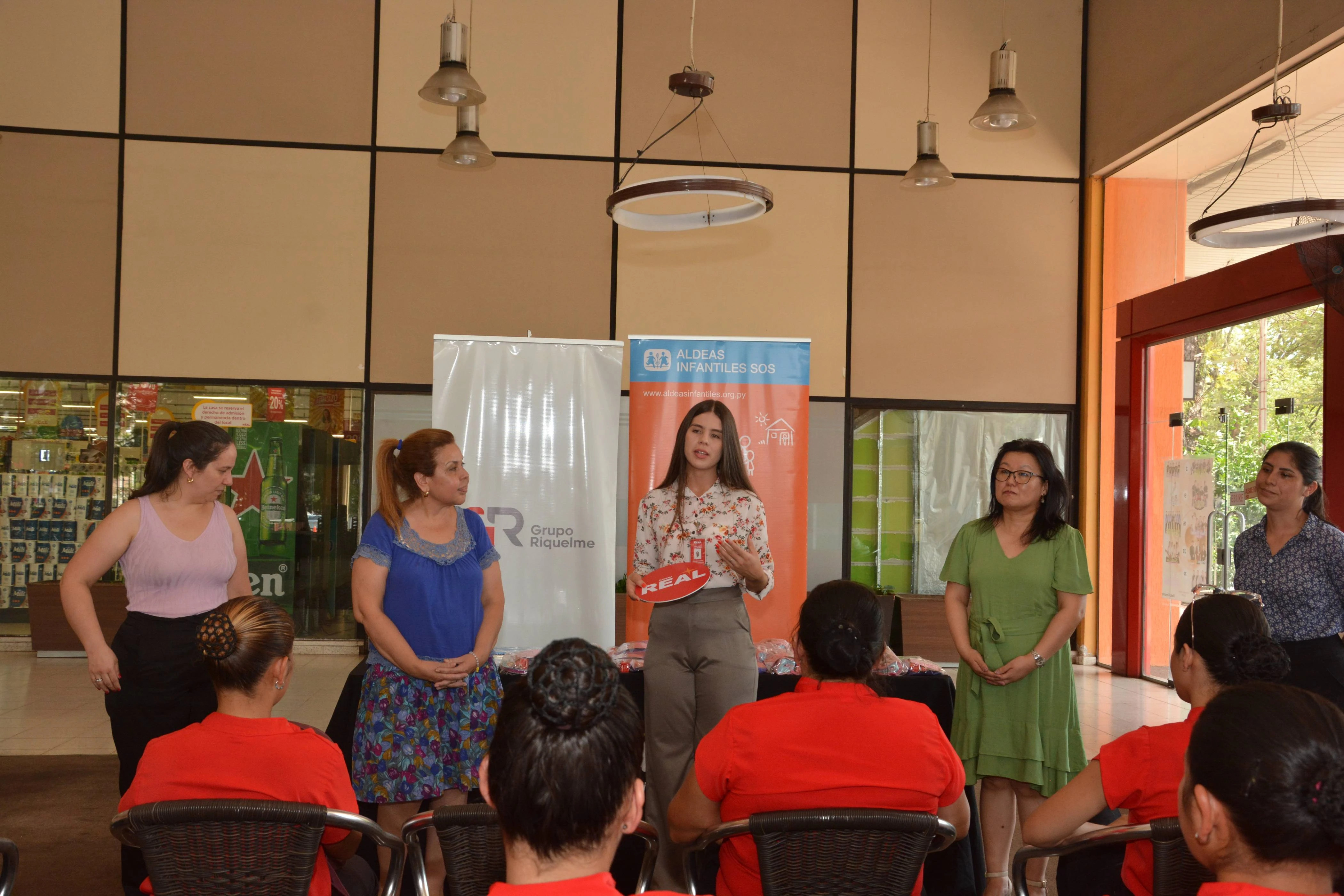 Gracias a clientes de Cadena Real seguimos regalando sonrisas a niños de Aldeas Infantiles SOS