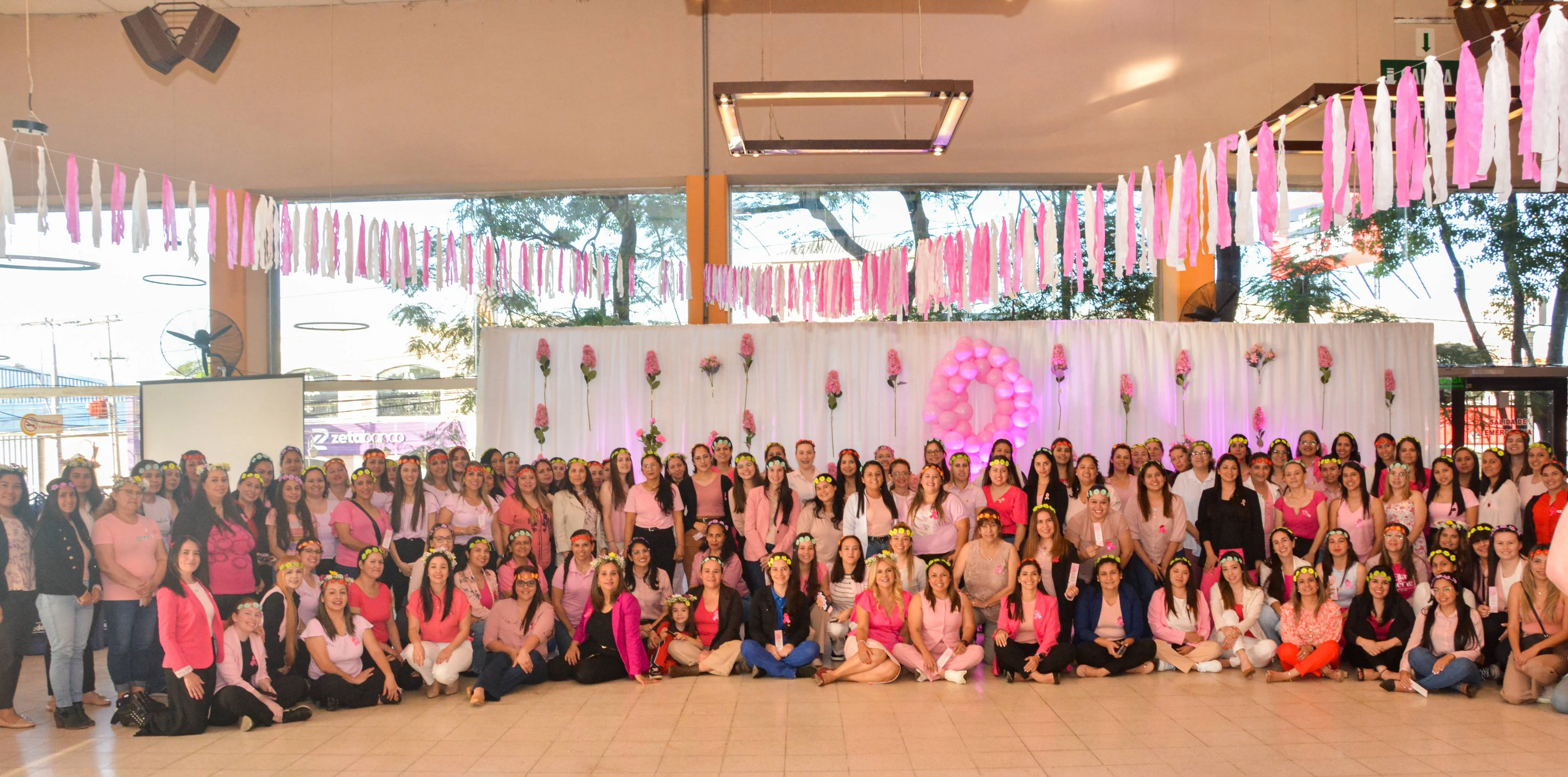 OCTUBRE ROSA: Primer Encuentro de Mujeres del Grupo Riquelme